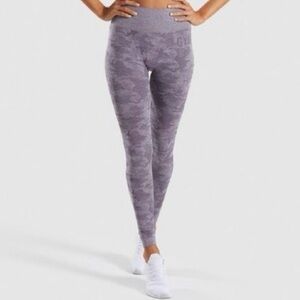 GYMSHARK ADAPT CAMO SEAMLESS RIBBED LEGGINGS / Lavender / Size Small